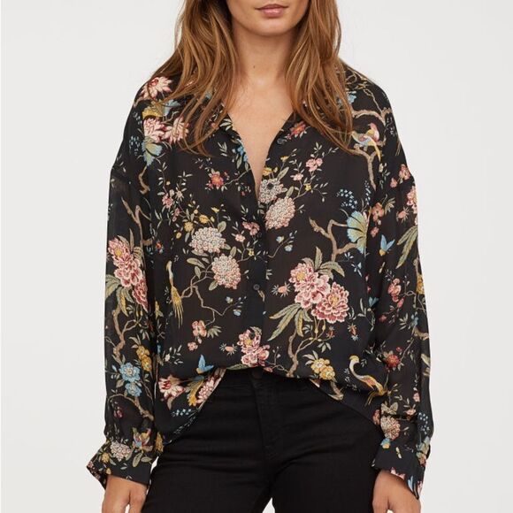 H&M Tops - H&M Black and Pink Boxy Blouse with Notched Collar